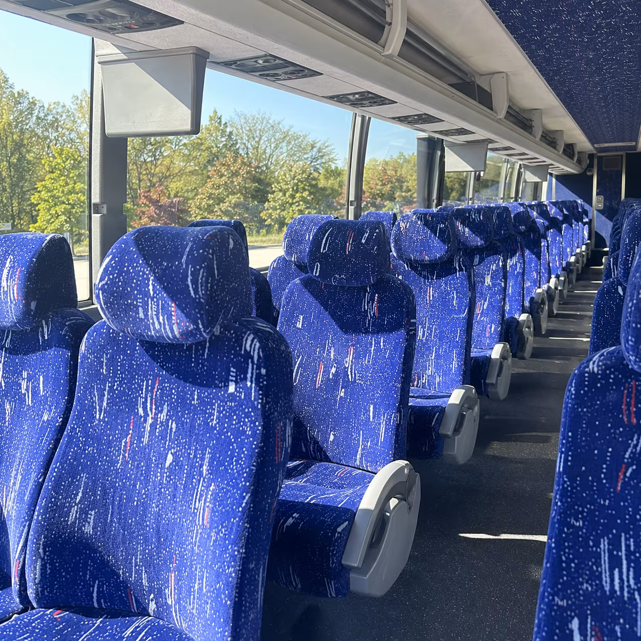 charter buses to livermore valley wineries from san leandro