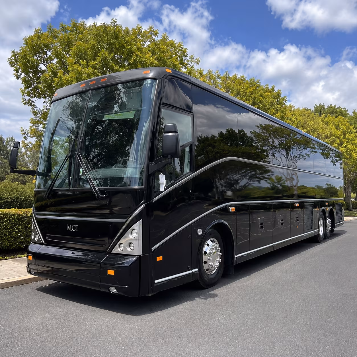 employee shuttle buses for san leandro s i 880 corridor commute