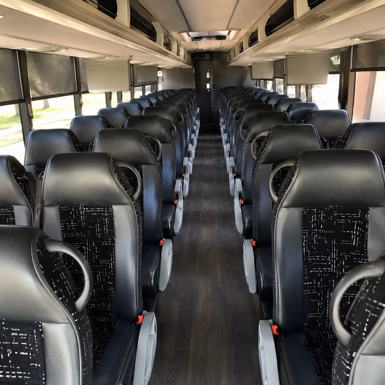 long distance charter buses from san leandro to los angeles
