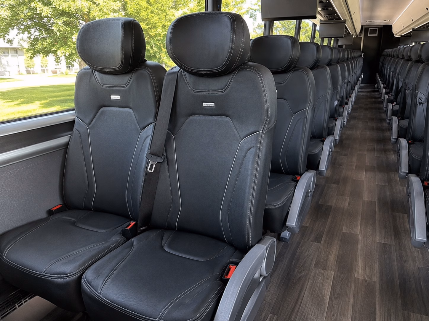 out of state charter bus trips from san leandro to oregon and the pacific northwest