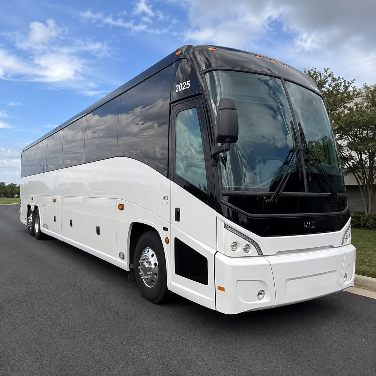 party buses and charter buses for bottlerock napa and wine country festival weekends