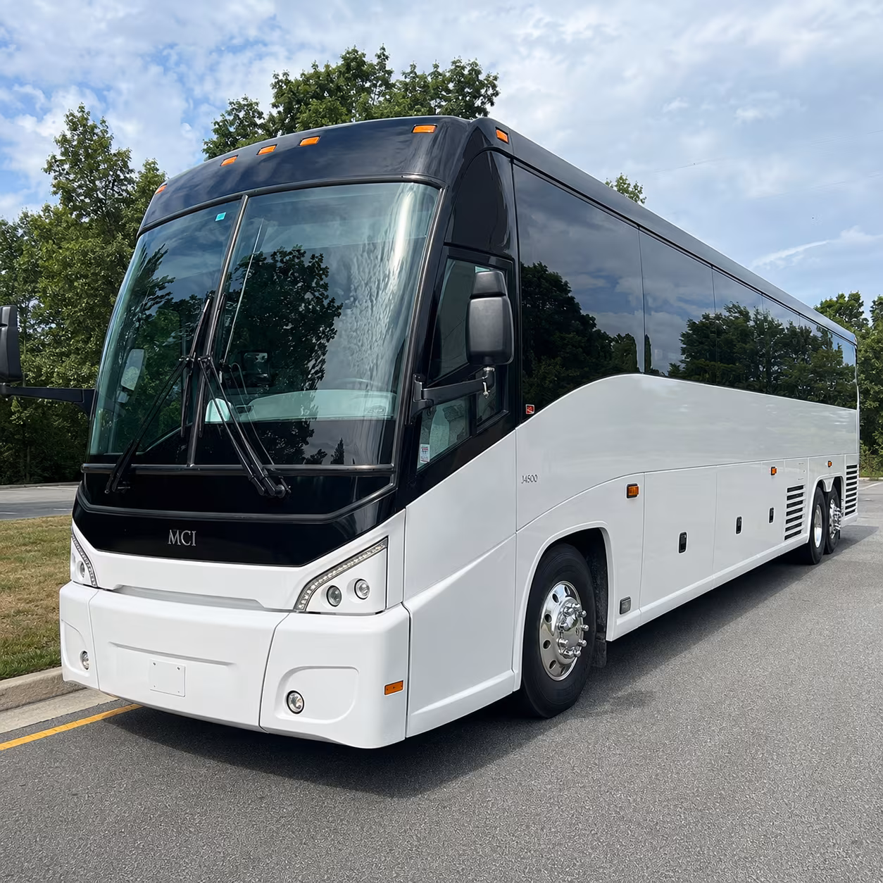 retreat shuttle buses to mercy center presentation center and el retiro