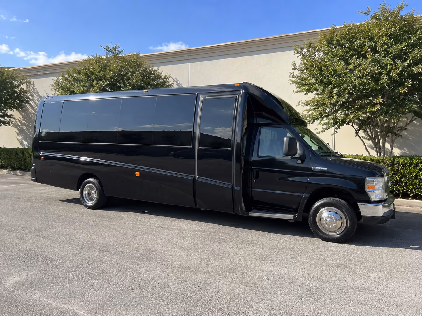 san leandro quinceanera sweet 16 party bus rental